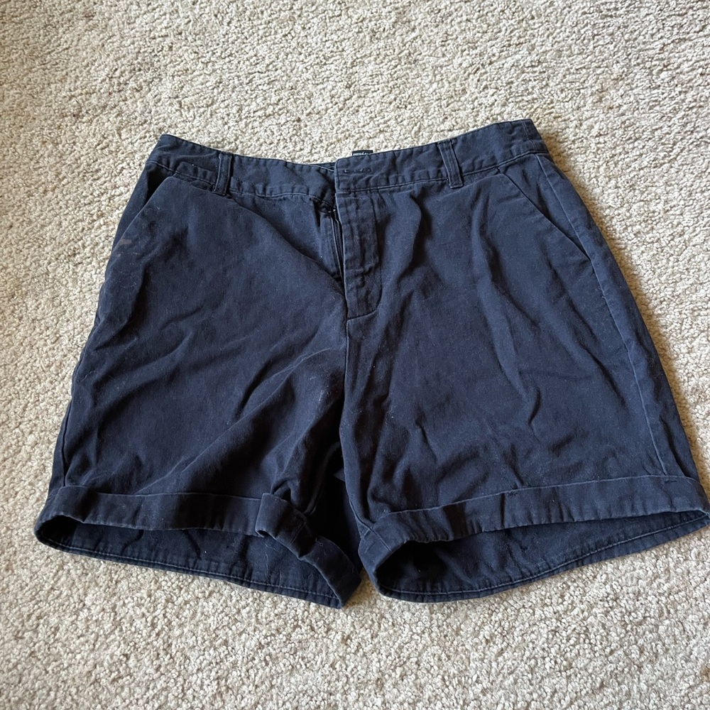 black high waisted short